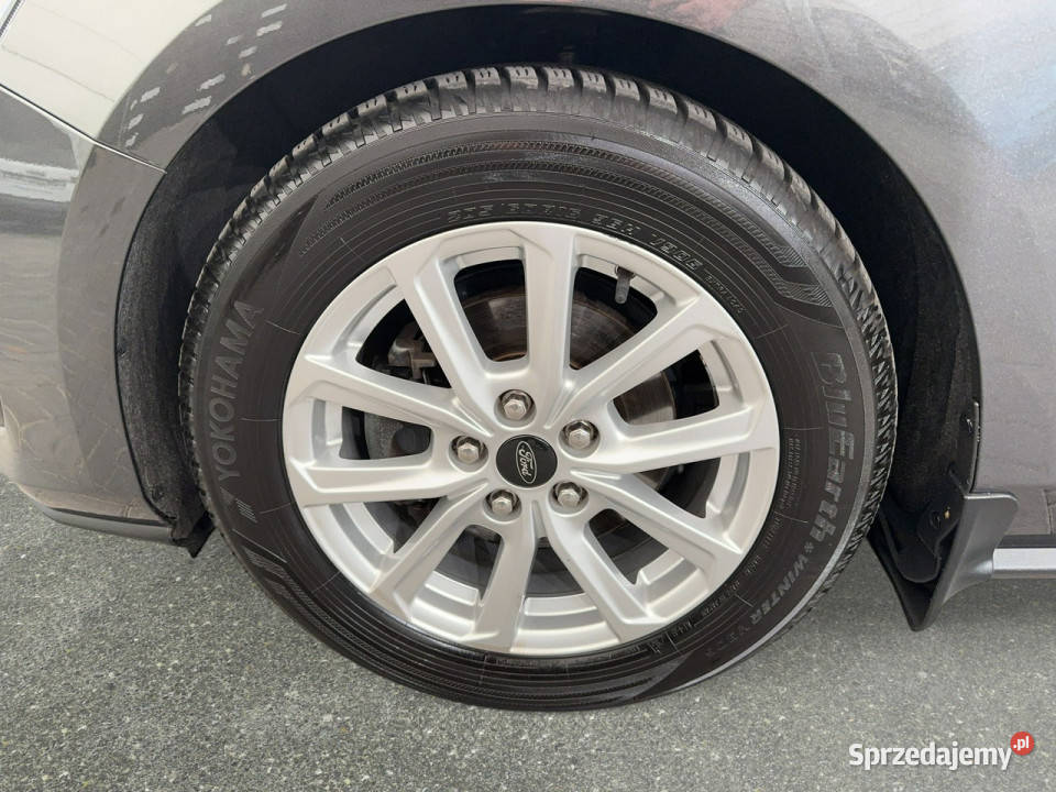 Ford Focus VAT 23 Tourer Connected 15d 120 M6 manualna Myślenice