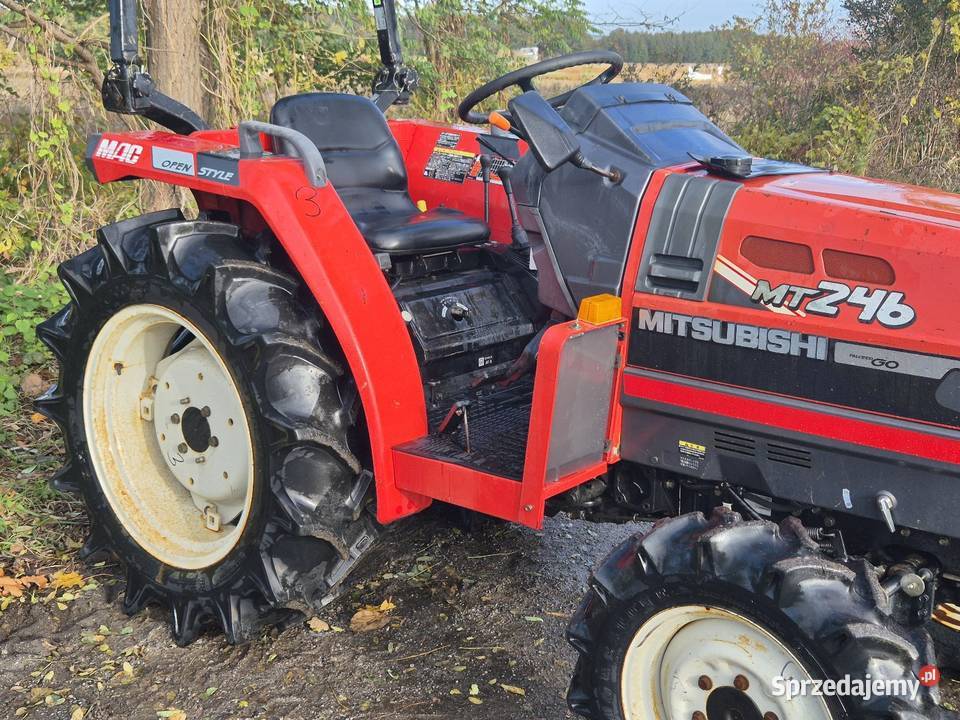 Traktorek MITSUBISHI MT246D 24 44 Wspomaganie Małuszyn