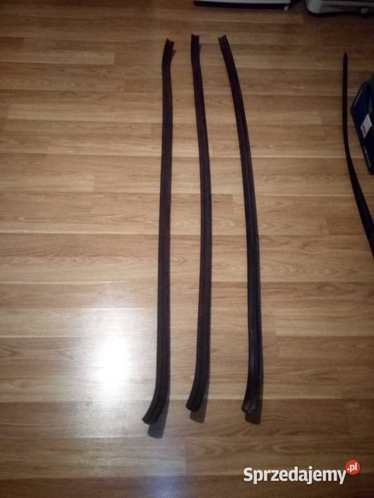 Listwy gumowe odboje zderzaka Mercedes W 123