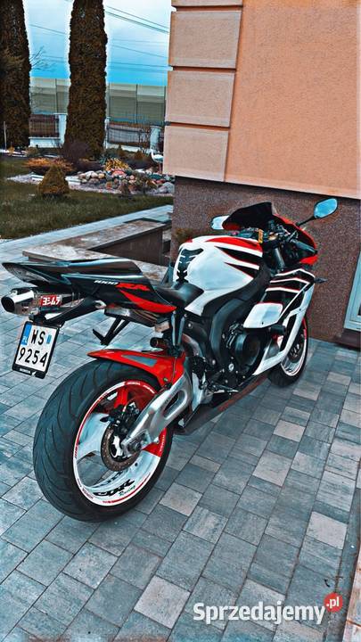 Honda CBR 1000RR SC57A nieuszkodzony Lublin