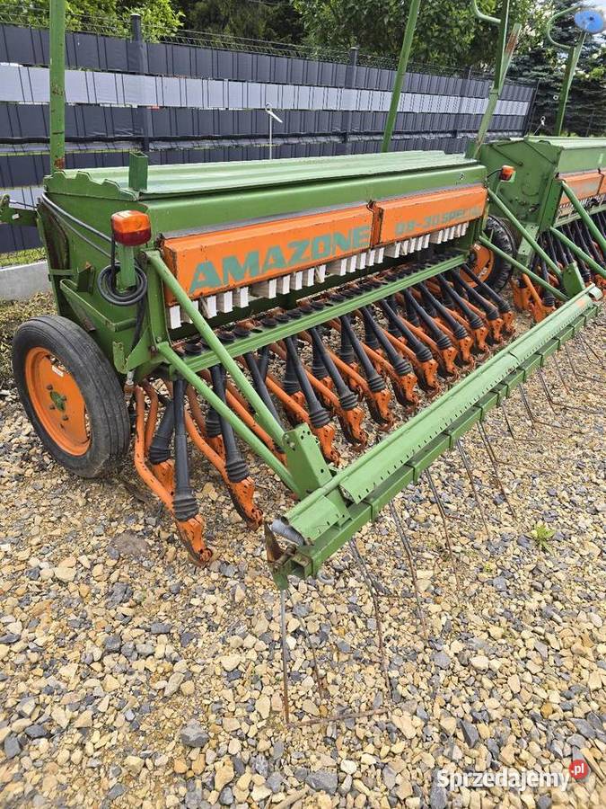 Siewnik zbożowy Amazone D8 Special II 3m import małopolskie Maków