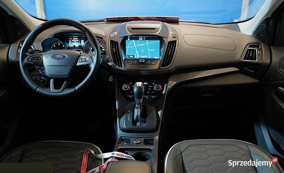 Ford Kuga 20 TDCi 4x4 Vignale 150 2017r 1997cm3 Dąbrowa Górnicza sprzedam