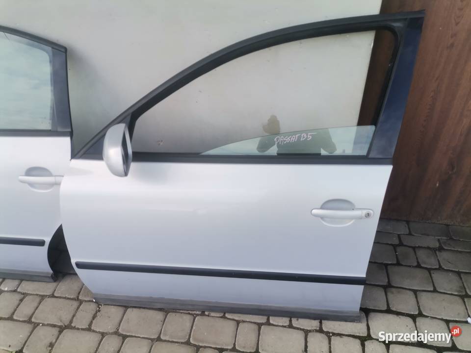 VW PASSAT B5 SEDAN DRZWI LAWY PRZEDNIE LB7Z Nowy Sącz