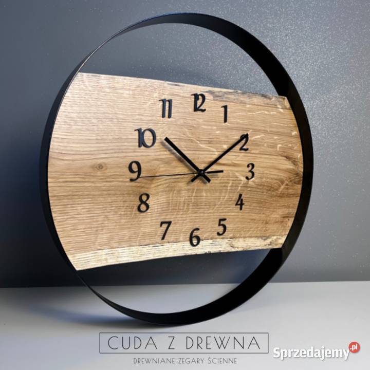Metalowy zegar ścienny z drewnianą deską styl ścienny