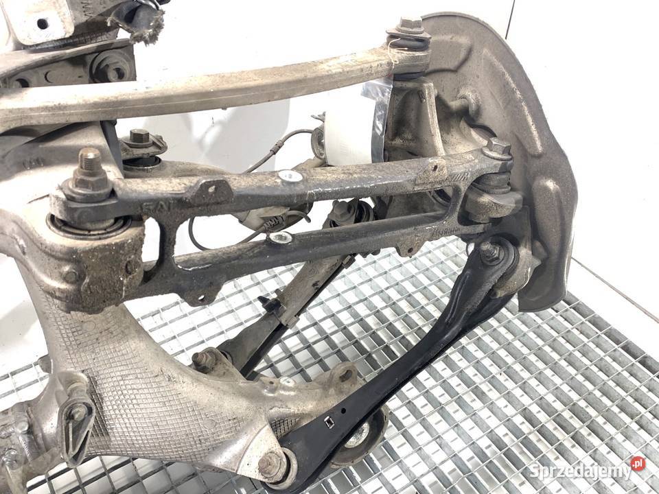 BELKA TYŁ BMW G30 SedanLimuzyna 7857057 TYLNA osobowe podkarpackie