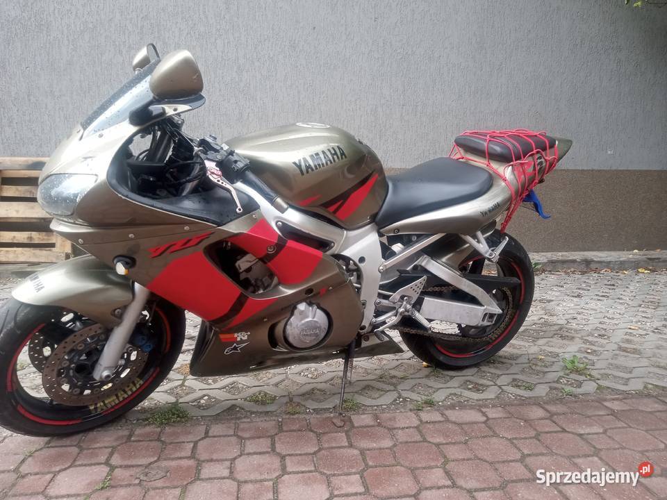 Yamaha r6 Rok produkcji 2002 mazowieckie