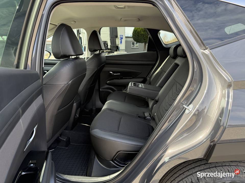 Hyundai Tucson 16 BENZYNAHYBRYDA Klimatronik wielofunkcyjna kierownica Konin