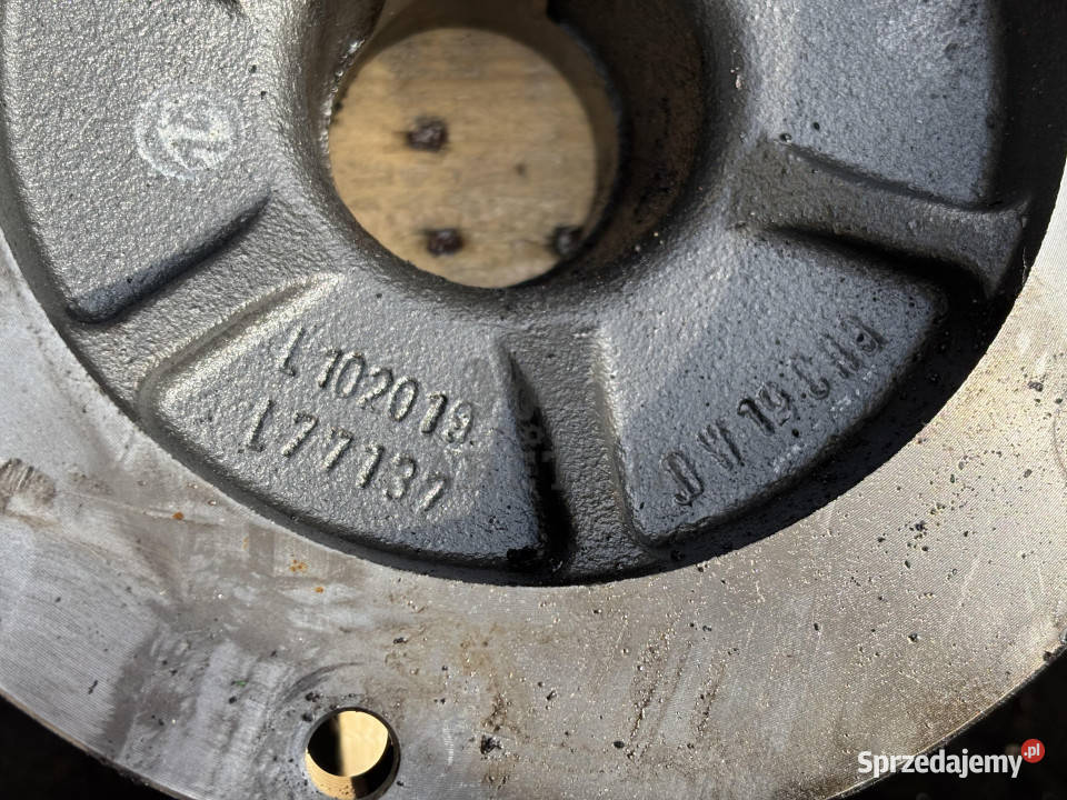John Deere 6630 Obudowa łożyska L77137 L102019 Jastrzębniki