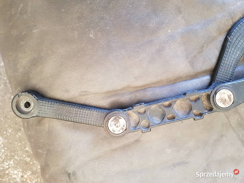 BMW 5 E39 RAMIE WYCIERACZKI PRAWE PRZOD 8209880 osobowe Turek