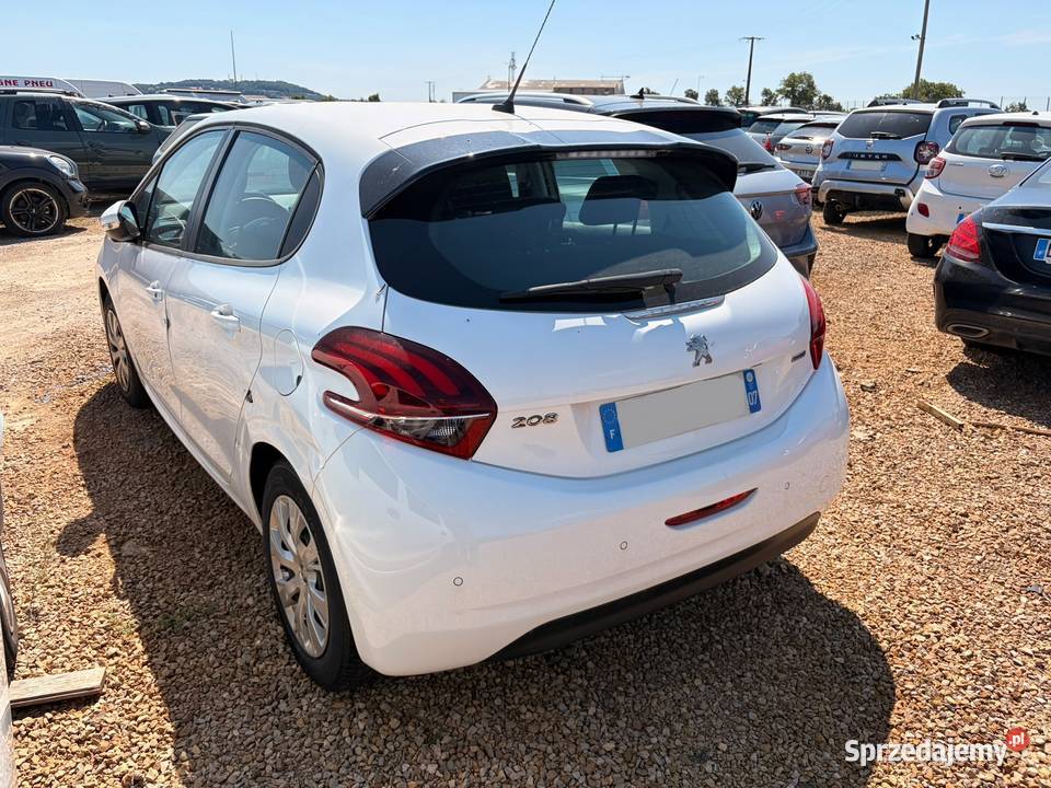 PEUGEOT 208 16 BlueHDi 75 Active Business DZ210 diesel Słubice