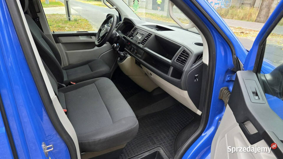 Volkswagen Transporter 20 Tdi 9 osób Long światła przeciwmgielne
