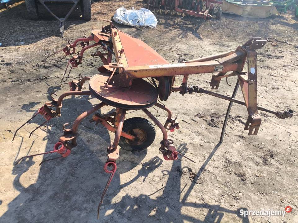 Zgrabiarka i przewracarka nieuszkodzony Przasnysz