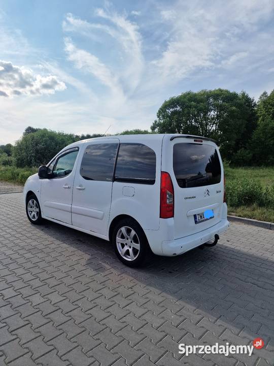 Citroen Berlingo 2010 16 światła przeciwmgielne Kobylanka