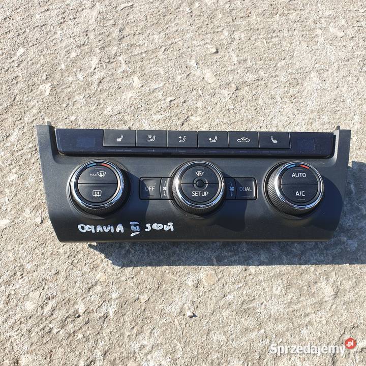 SKODA OCTAVIA III SCOUT PANEL NAWIEWU osobowe Łochowice