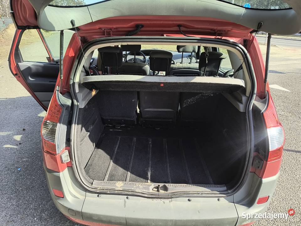 Sprzedam Renault Megane Scenic II 98KM Ostrowiec Świętokrzyski