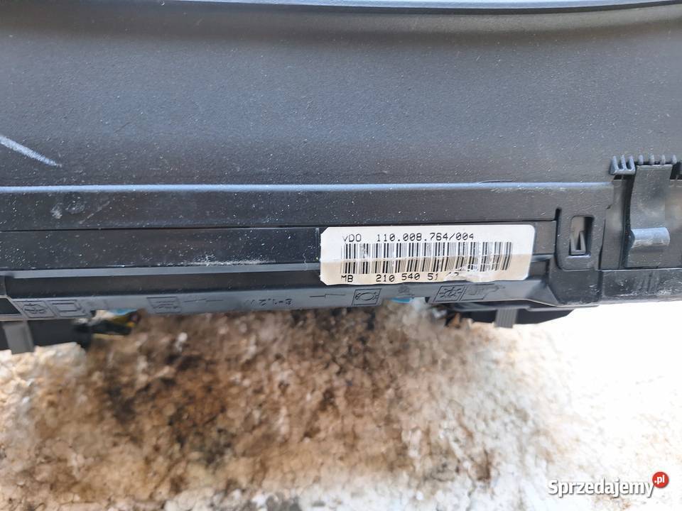 Licznik Zegar Mercedes W210 Okular Wisznice