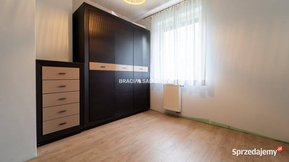 sprzedaży mieszkania Kraków 65m2 3 pokoje Rok budowy 2004 sprzedam