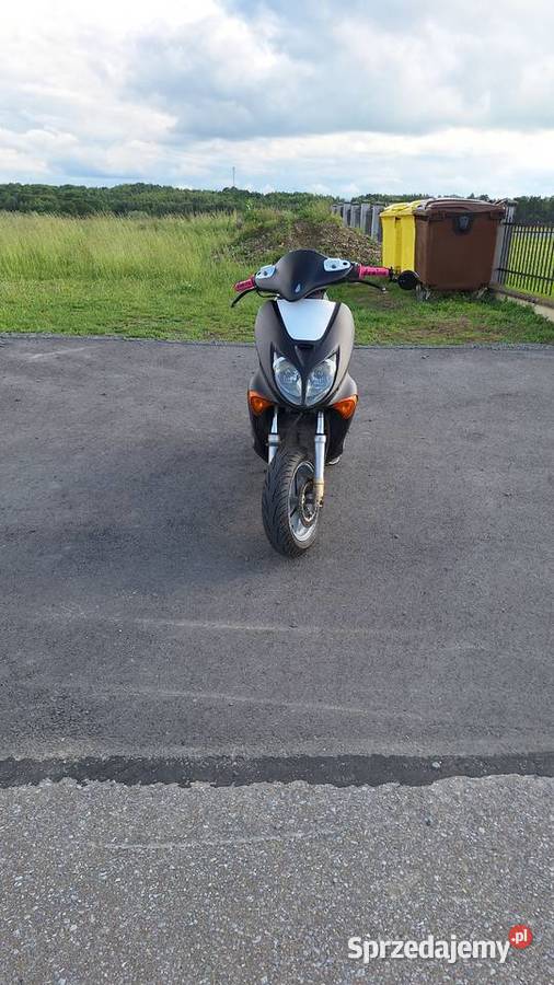Sprzedam zamienie skuter marki Honda x8rs 70cc