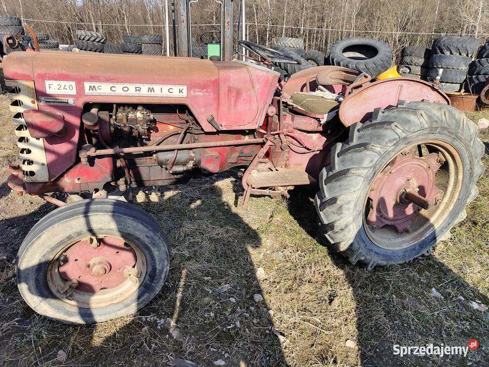 Traktor Ciągnik Sadowniczy Wąski MC CORMICK F240 Tymowa