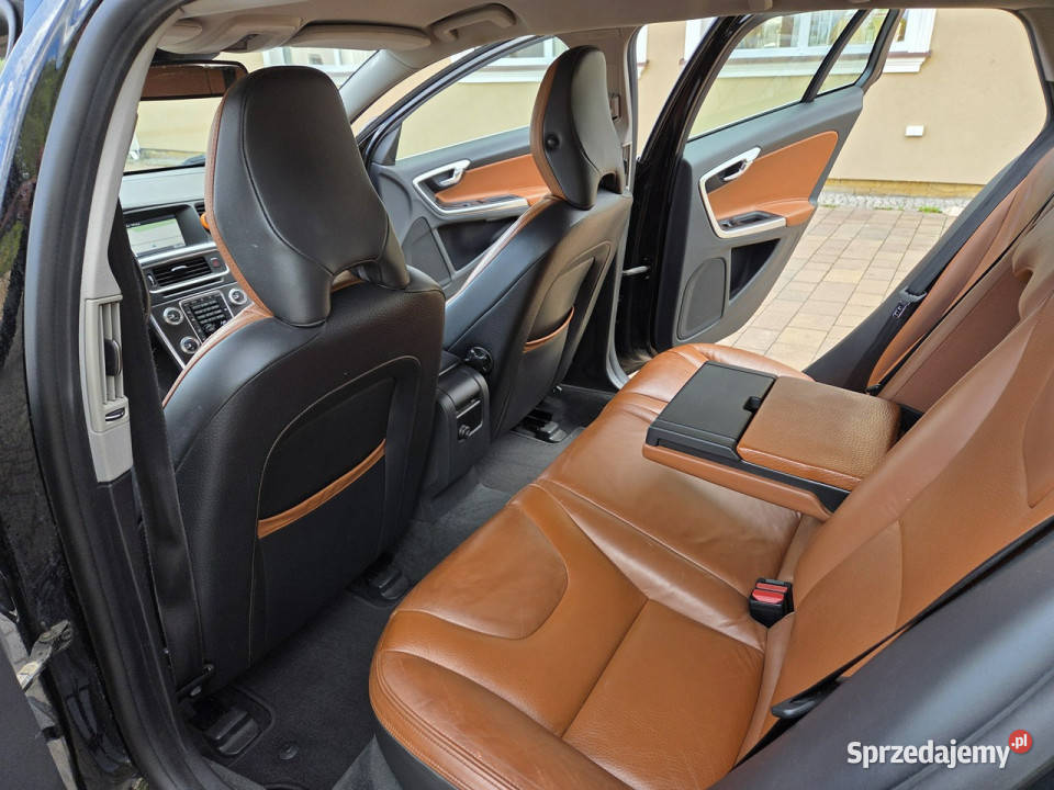 Volvo V60 Skóry Navi Bezwypadek Serwis Ocean komputer pokładowy świętokrzyskie