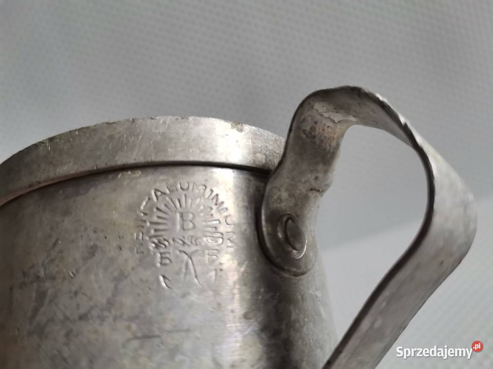 Stary przedwojenny mały kubek aluminiowy 02 Katowice