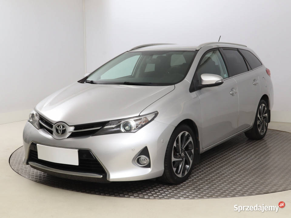 Toyota Auris 14 D4D Rok produkcji 2014 dolnośląskie Bielany Wrocławskie