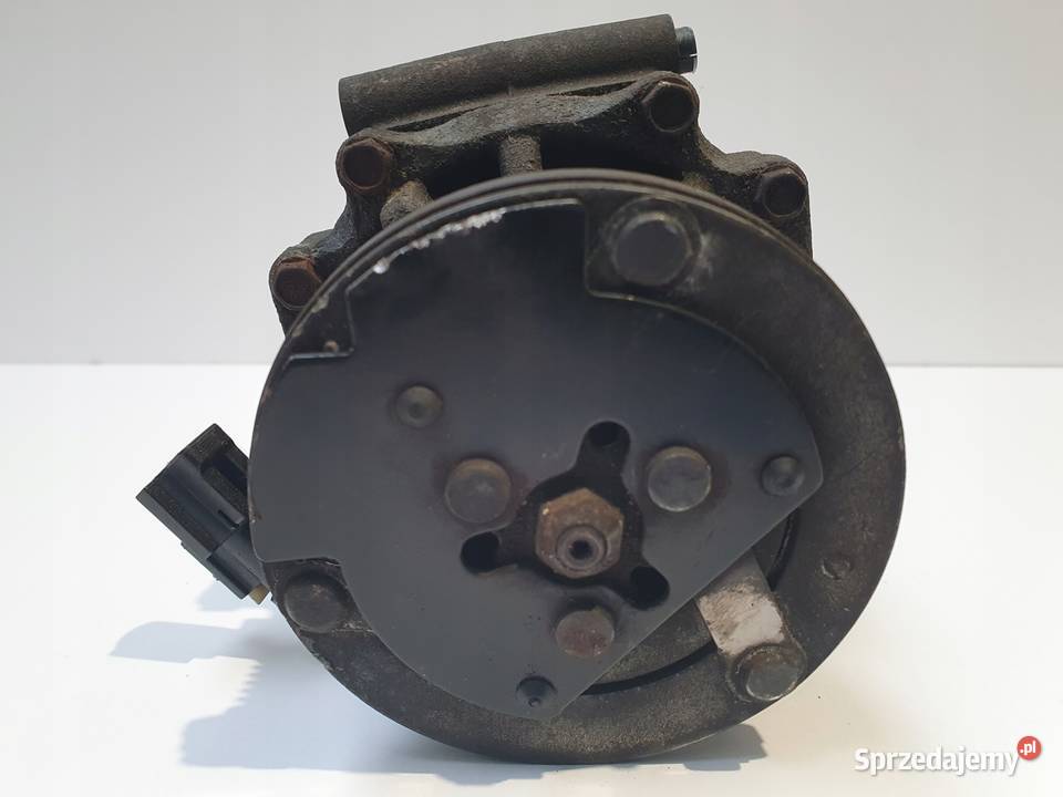 SPRĘŻARKA KLIMATYZACJI Ford Fiesta MK7 125