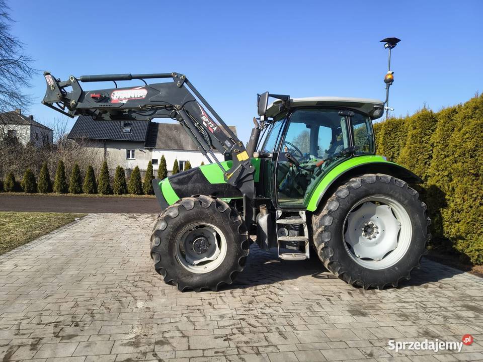 DeutzFahr K420 z ładowaczem Deutz-Fahr