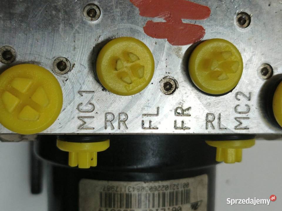 POMPA ABS 445400D020 895410D100 Toyota Yaris III