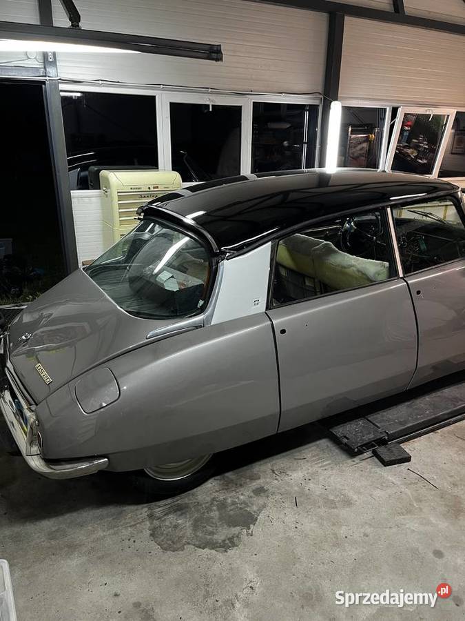 CITROEN DS20 1969 totalna odbudowa Rok produkcji 1969