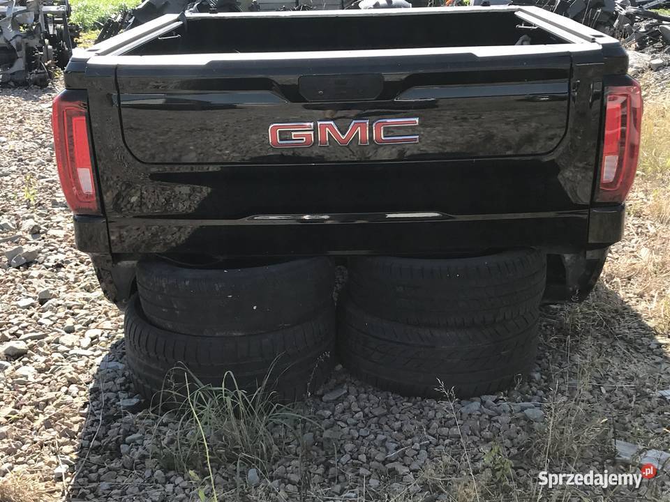 Używana paka zabudowa do GMC Sierra 2021 solidna Ponikiew