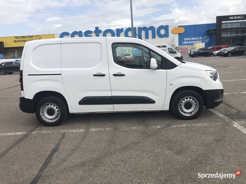 Opel combo 2020 FVAT diesel Krasne