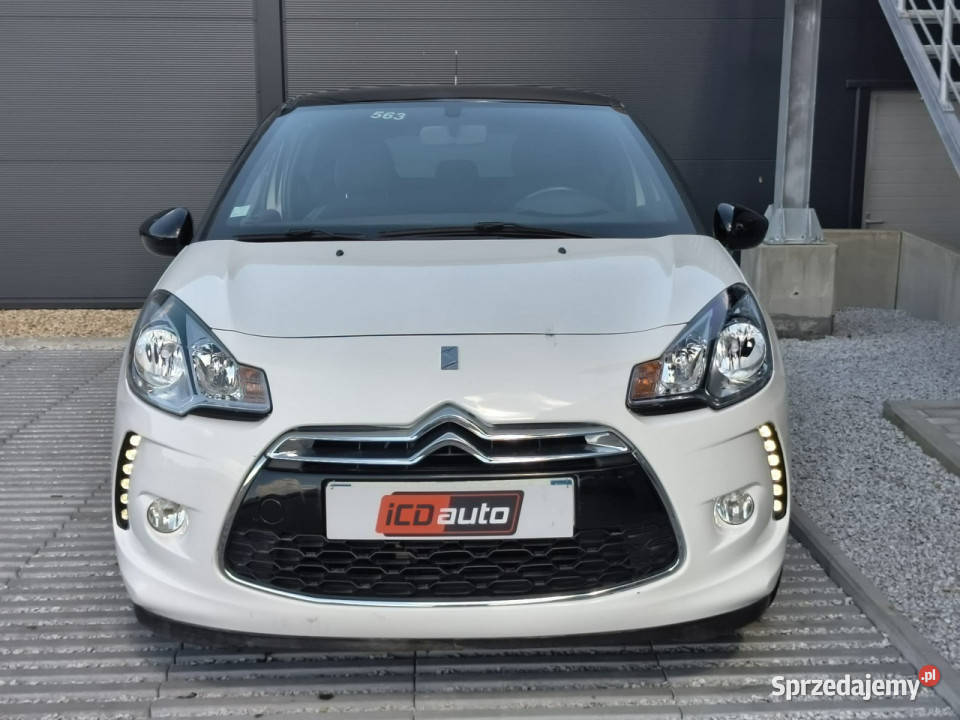 Citroen DS3 BENZYNKA mały przebieg czarny sufit Kęty