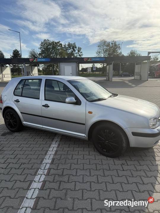 Sprzedam samochód w stanie Brzeg