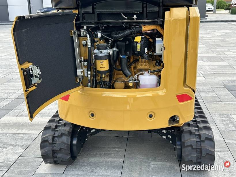 FABRYCZNIE NOWY CATERPILLAR 3018 Maszyny budowlane Tuliszków