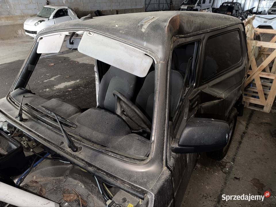 Lada niva 2021r benzyna Chojnice