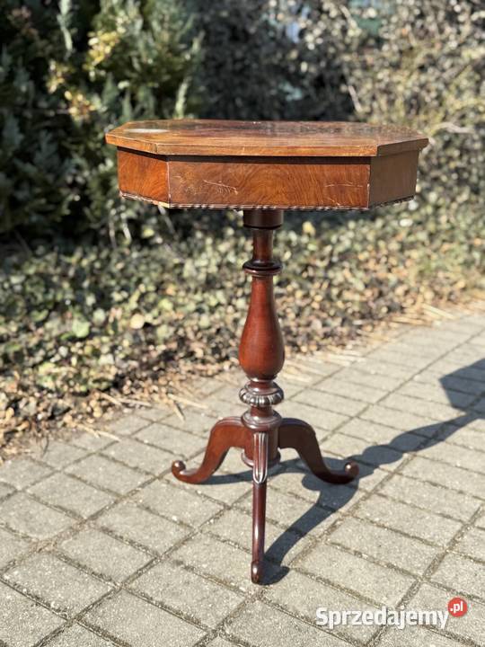 ARTexpert Stolik niciak Ludwik do renowacji Dobrzany