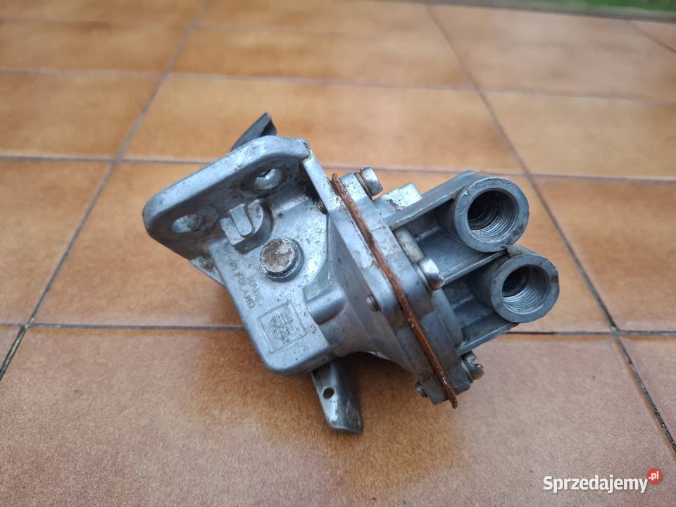 Pompka zasilająca MASSEY Ferguson MF 255 Ursus Lublin sprzedam