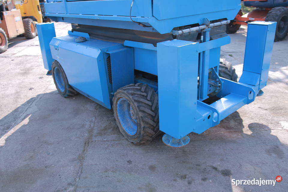 Podnośnik nożycowy GENIE GS 3268 RT 232 Koła Jasło sprzedam
