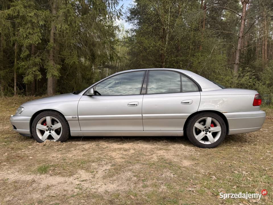 Opel Omega B FL 2002r 32 V6 218 Automat Bogate