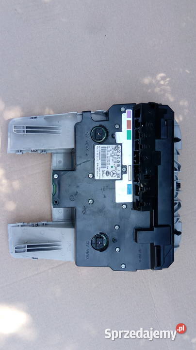 Lampka sufitowa Mercedes w 2218702886 małopolskie Lisia Góra