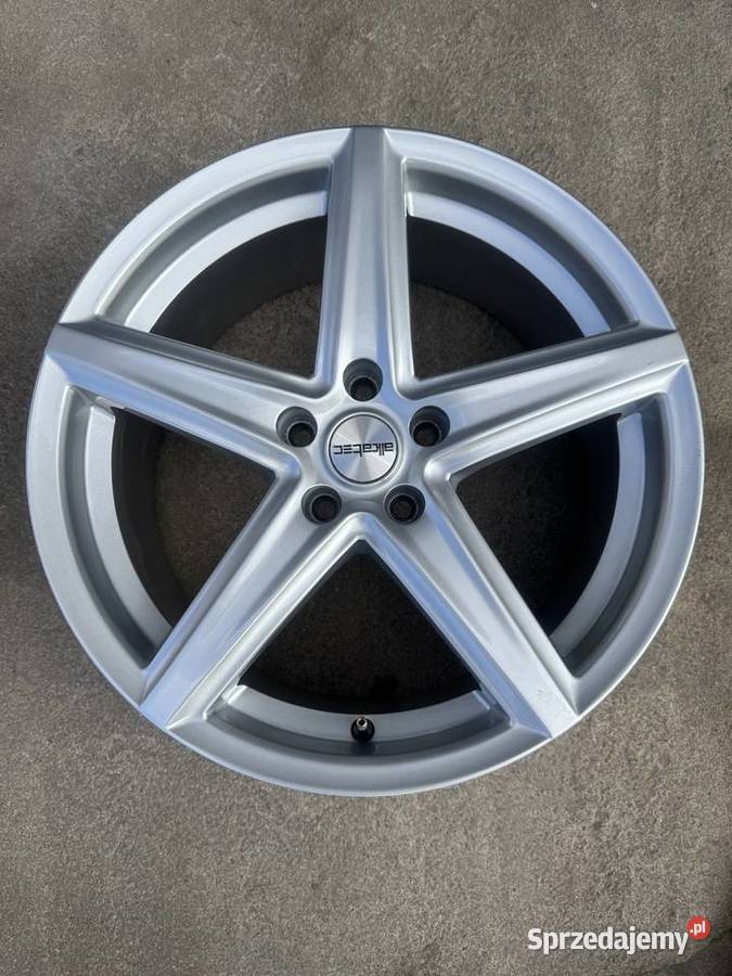 Piękne felgi aluminiowe Alcatec 18x8 Peugeot dolnośląskie Polanica-Zdrój