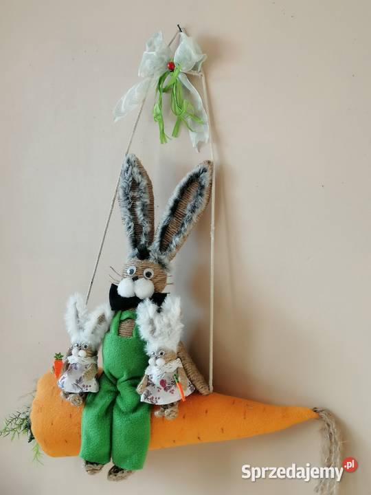 Zabawna dekoracja wielkanocna z zajączkami na Katowice