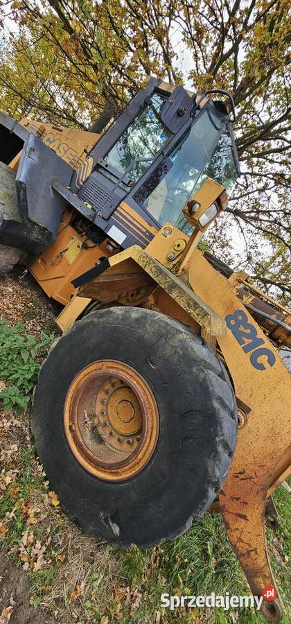 Ładowarka case 821c wszystkie części na części tak Bolesławiec sprzedam