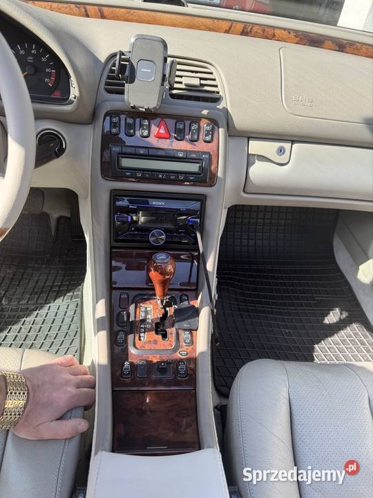 CLK Cabrio stan kolekcjonerski wszystko nowe nieuszkodzony Sieniczno