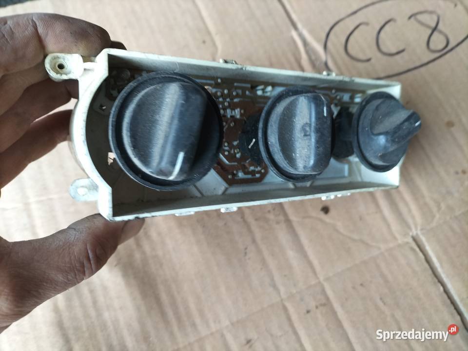 PANEL NAWIEWU Opel Vectra B 86323 6081F1A osobowe Kamień-Kolonia sprzedam