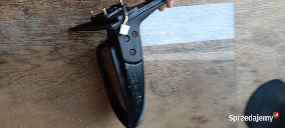 Mitsubishi Galant VIII Lusterko Lewe Srebrne