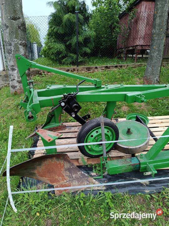Pług 3 skiby średni Pługi Miechów