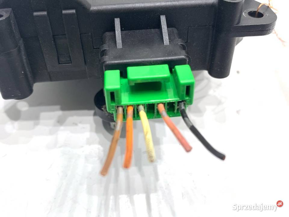 SILNIK NAGRZEWNICY HONDA 1138002320 CRV III