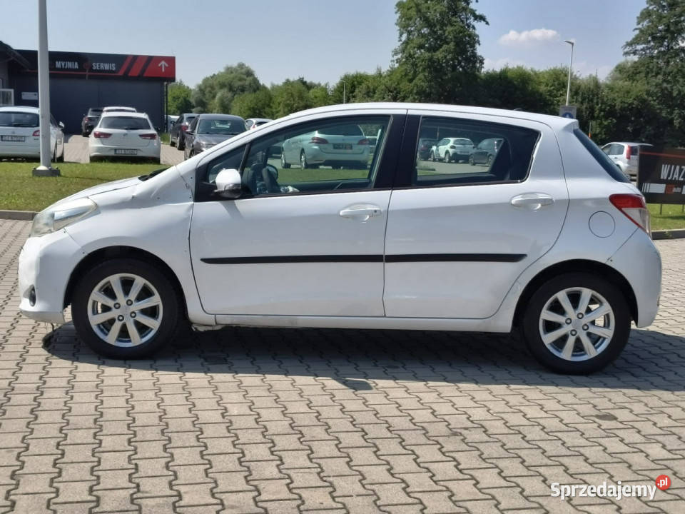Toyota Yaris 10 benzyna 70 5DRZWI EKONOMICZNY Kęty
